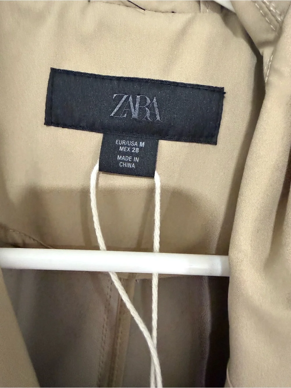 Zara Khaki Trench Coat with Black Buttons - Picture 5 of 9
